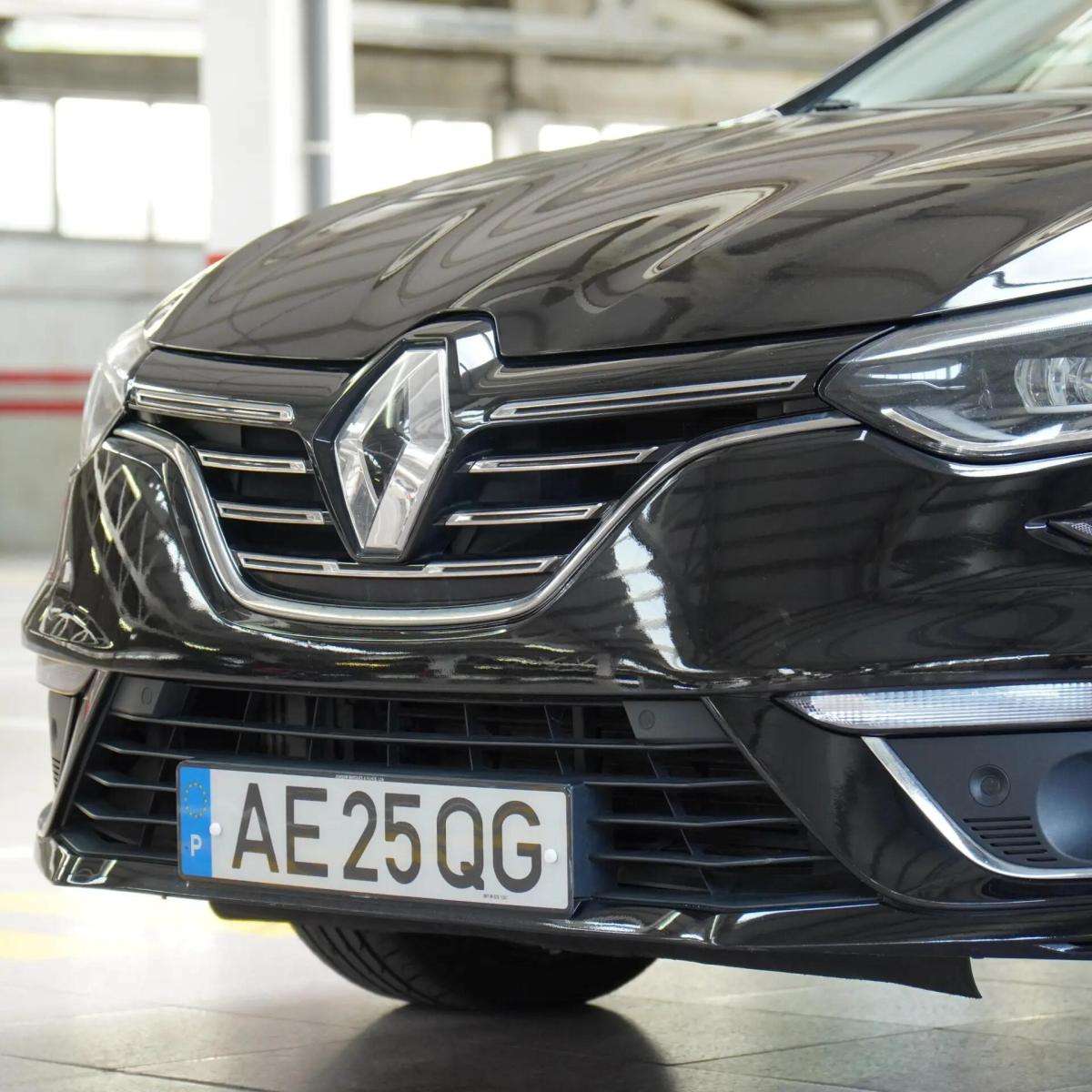 renault-megane-sport-tourer-2017-diesel-1598cc