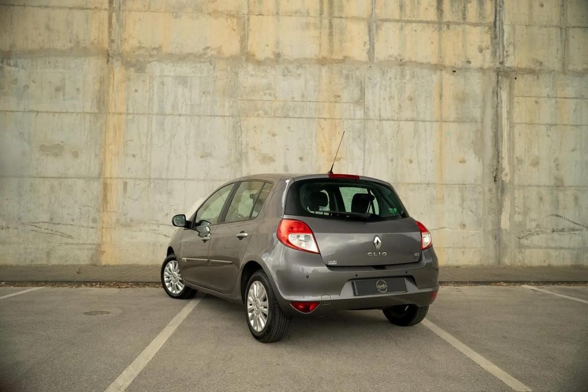 renault-clio-2011-diesel-1461cc