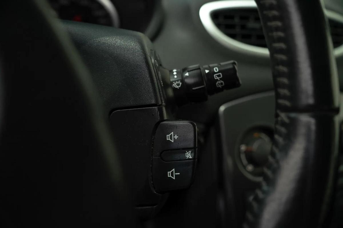 renault-clio-2011-diesel-1461cc