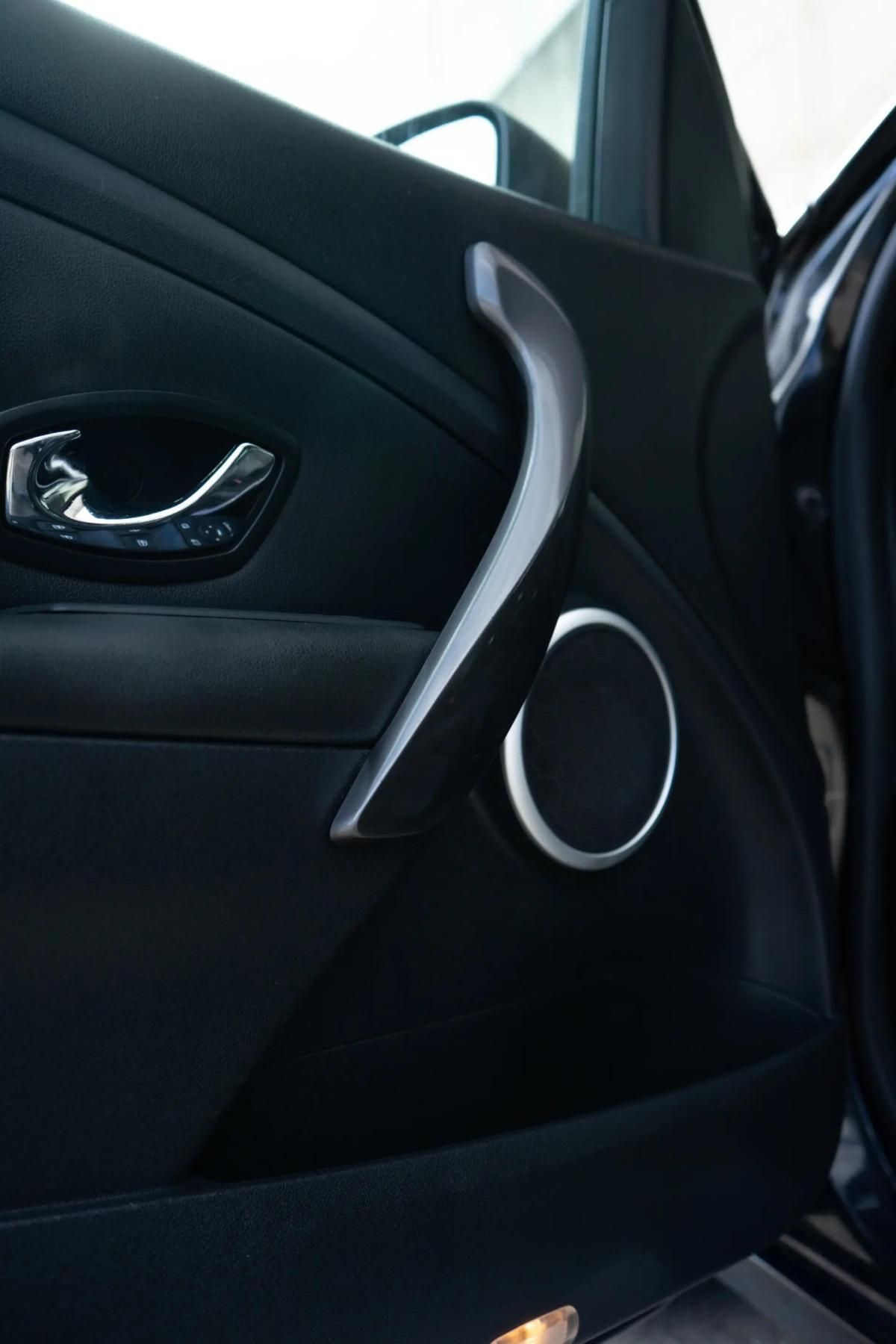 renault-megane-2012-diesel-1500cc