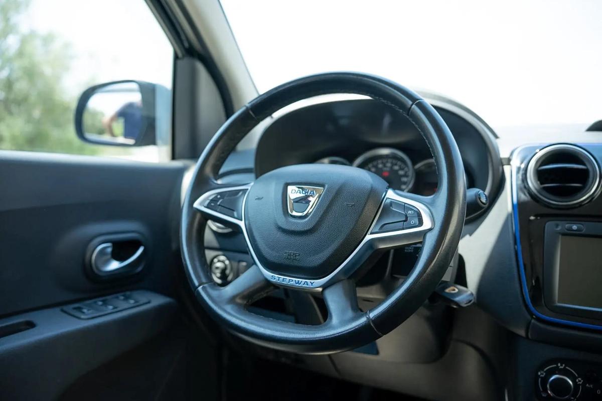 dacia-lodgy-2020-diesel-1461cc