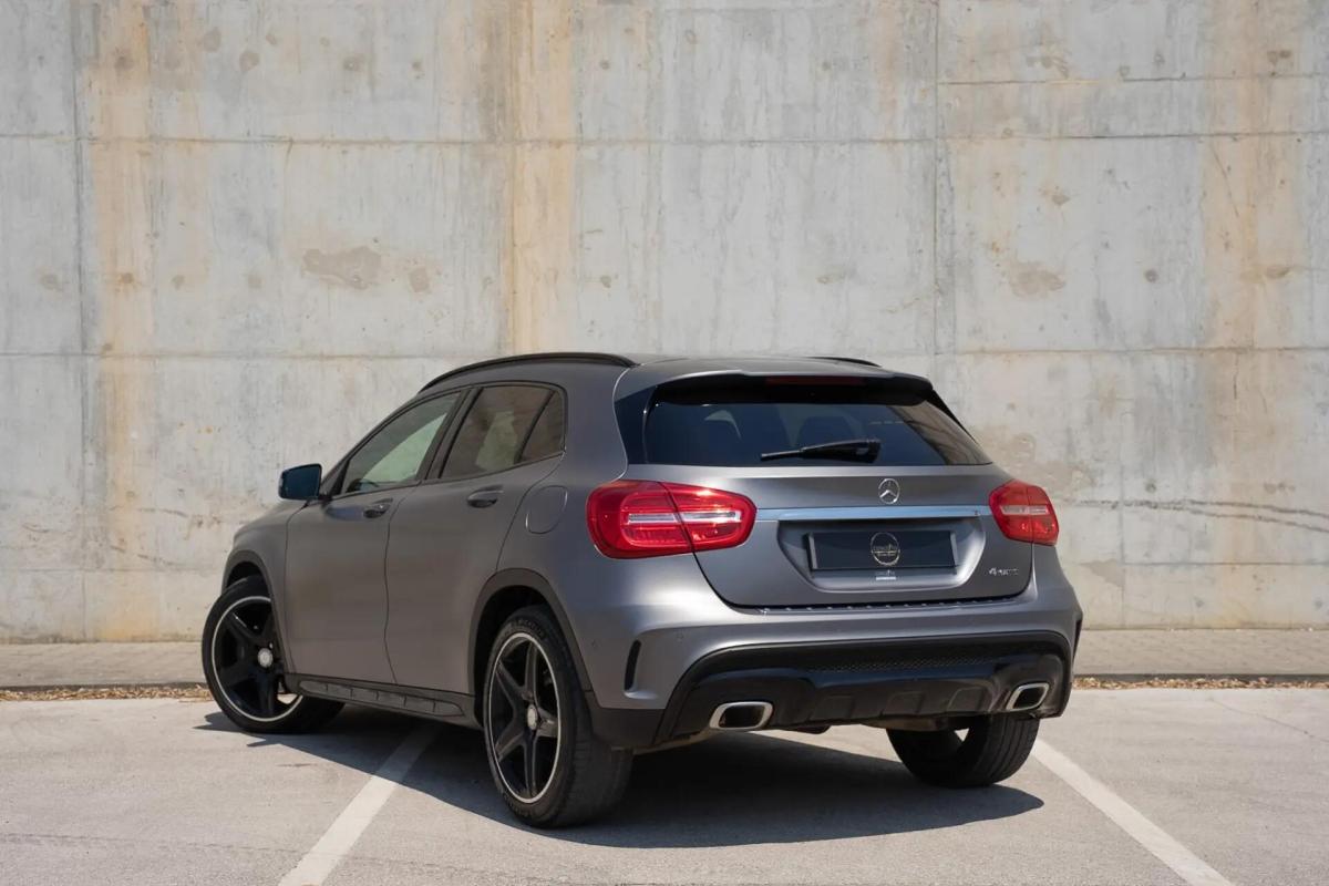 mercedes-benz-gla-220-amg-line-2014-diesel-2143cc