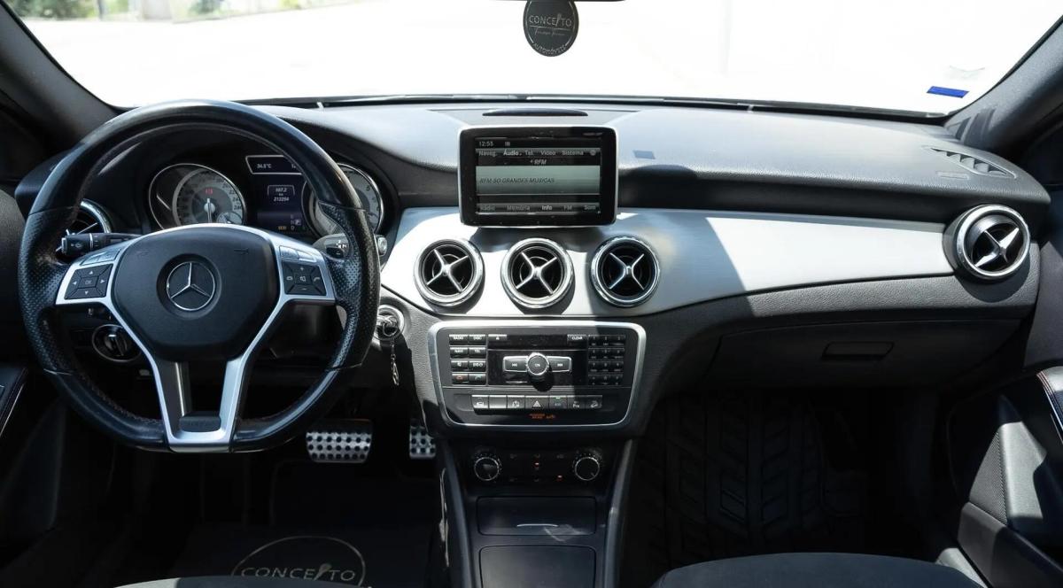 mercedes-benz-gla-220-amg-line-2014-diesel-2143cc