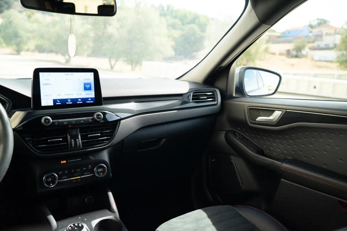 ford-kuga-2021-hibrido-a-gasolina-2488cc