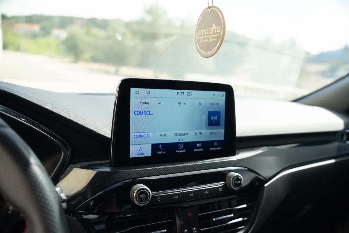 ford-kuga-2021-hibrido-a-gasolina-2488cc