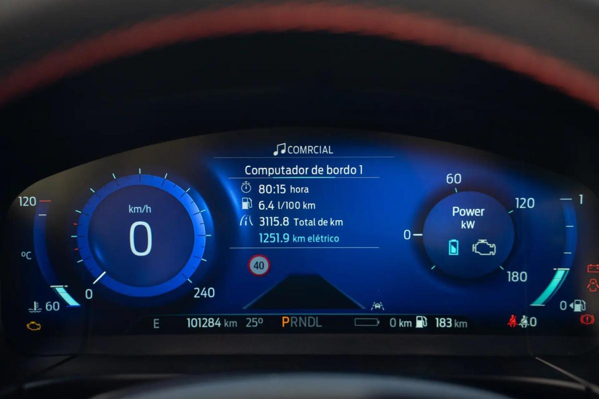 ford-kuga-2021-hibrido-a-gasolina-2488cc