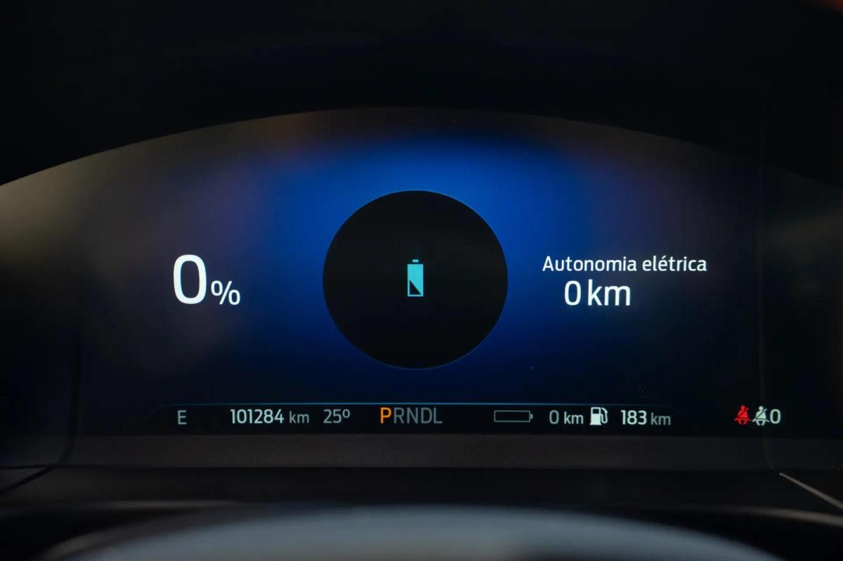 ford-kuga-2021-hibrido-a-gasolina-2488cc