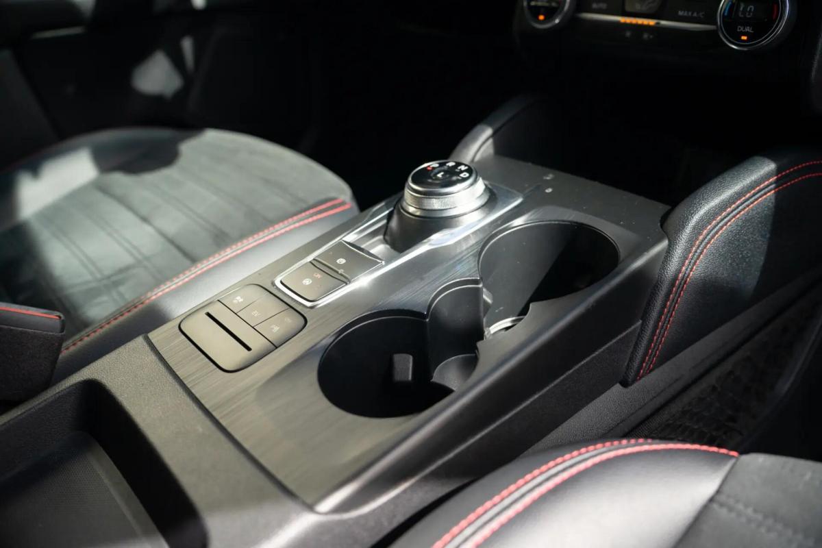 ford-kuga-2021-hibrido-a-gasolina-2488cc