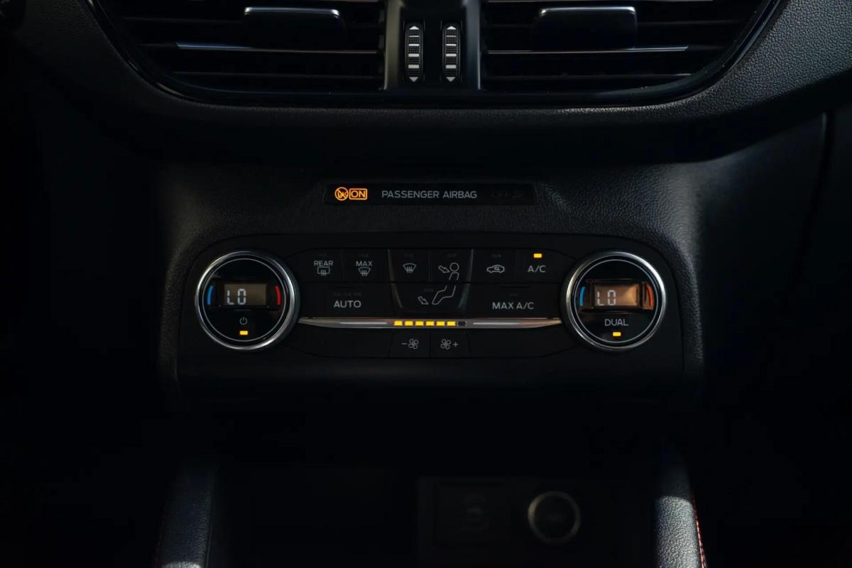 ford-kuga-2021-hibrido-a-gasolina-2488cc