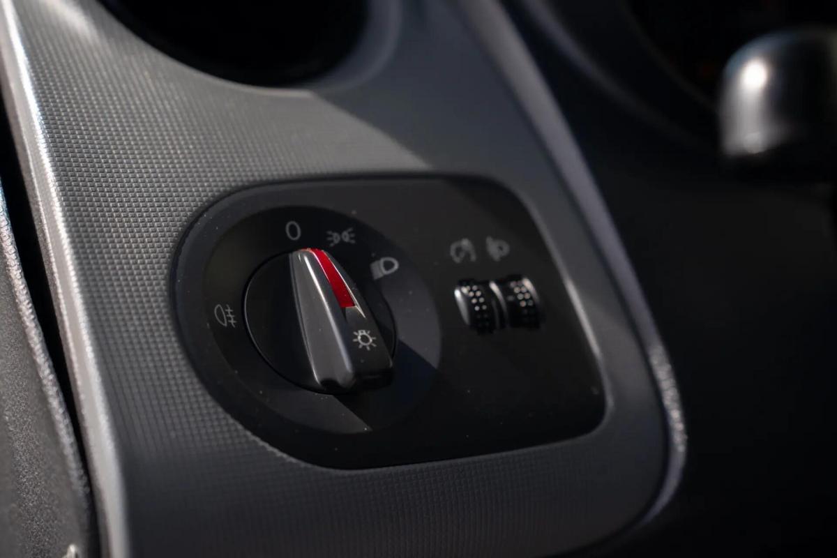 seat-ibiza-2015-diesel-1199cc
