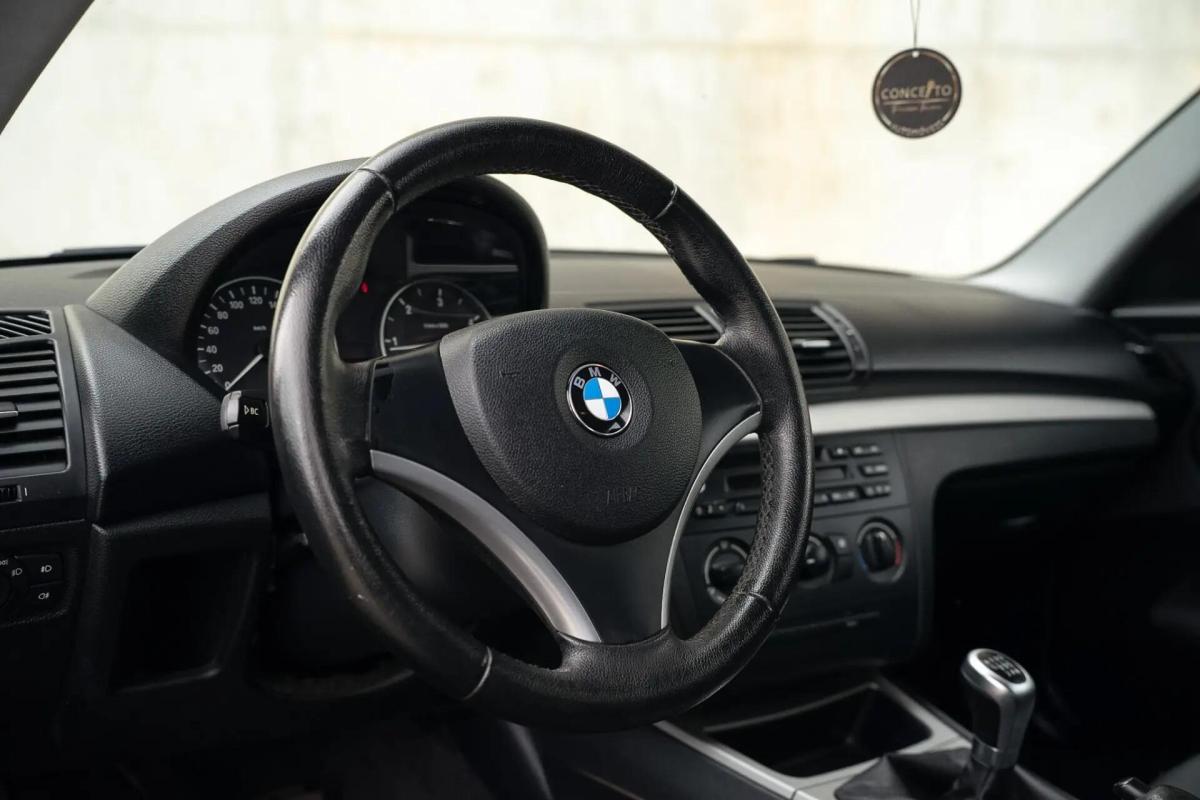 bmw-serie-1-118-2010-diesel-1995cc