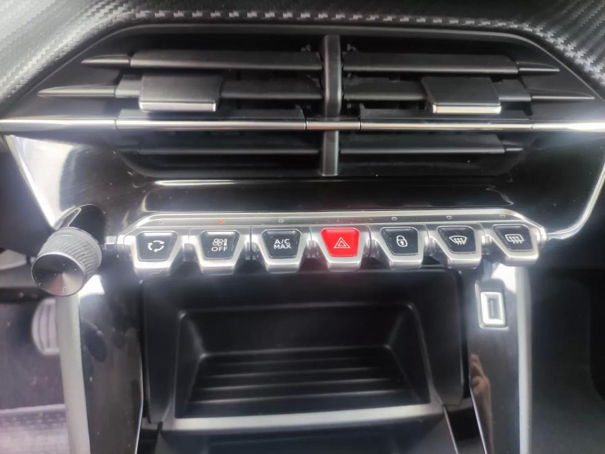 peugeot-208-2020-diesel-1499cc