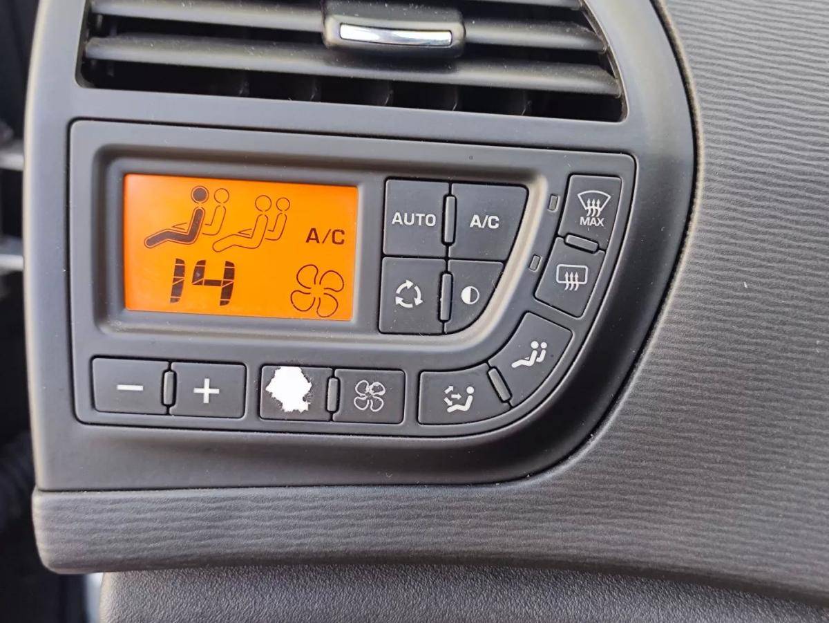 citroen-c4-grand-picasso-2010-diesel-1560cc