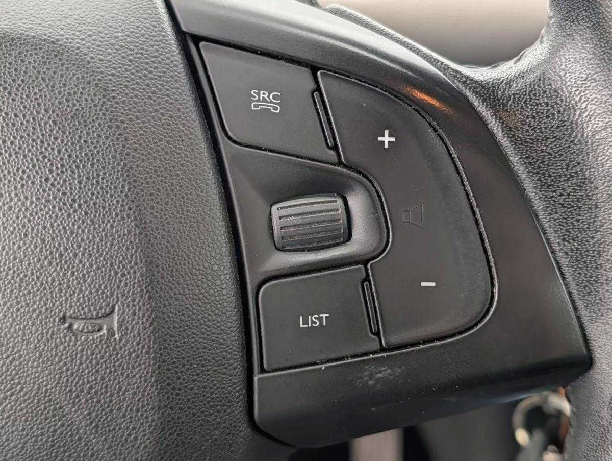 citroen-c4-cactus-2015-diesel-1560cc