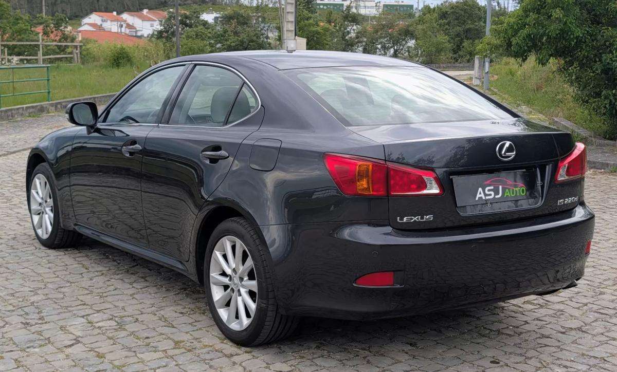lexus-is-2009-diesel-2231cc