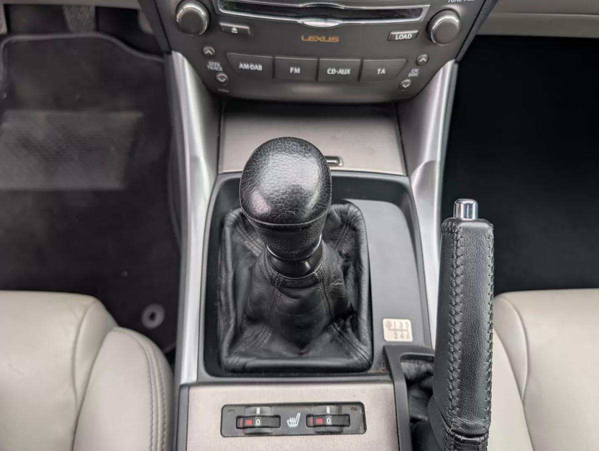lexus-is-2009-diesel-2231cc