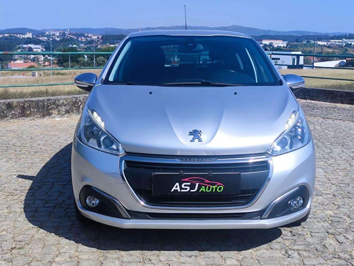 peugeot-208-2017-diesel-1560cc