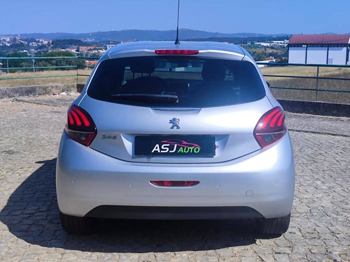 peugeot-208-2017-diesel-1560cc