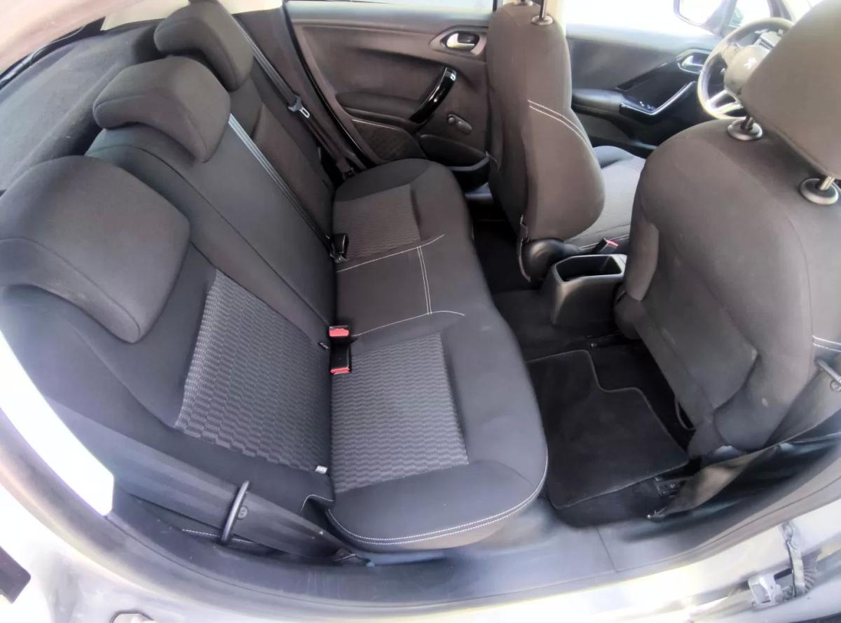 peugeot-208-2017-diesel-1560cc