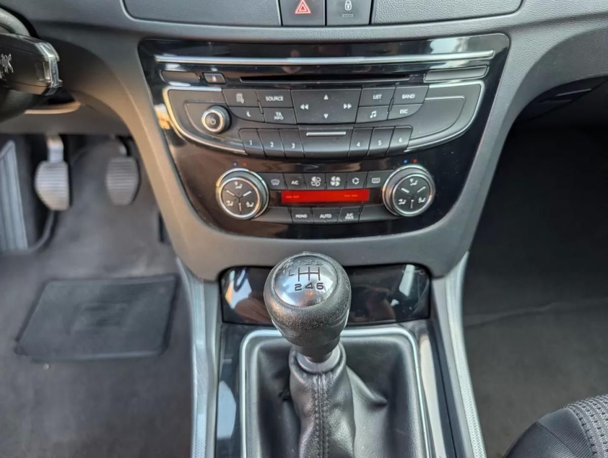 peugeot-508-2011-gasolina-1598cc