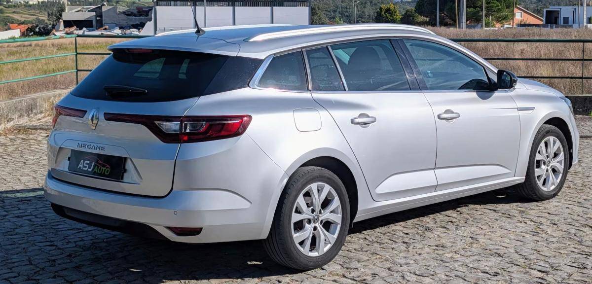renault-megane-sport-tourer-2019-diesel-1461cc