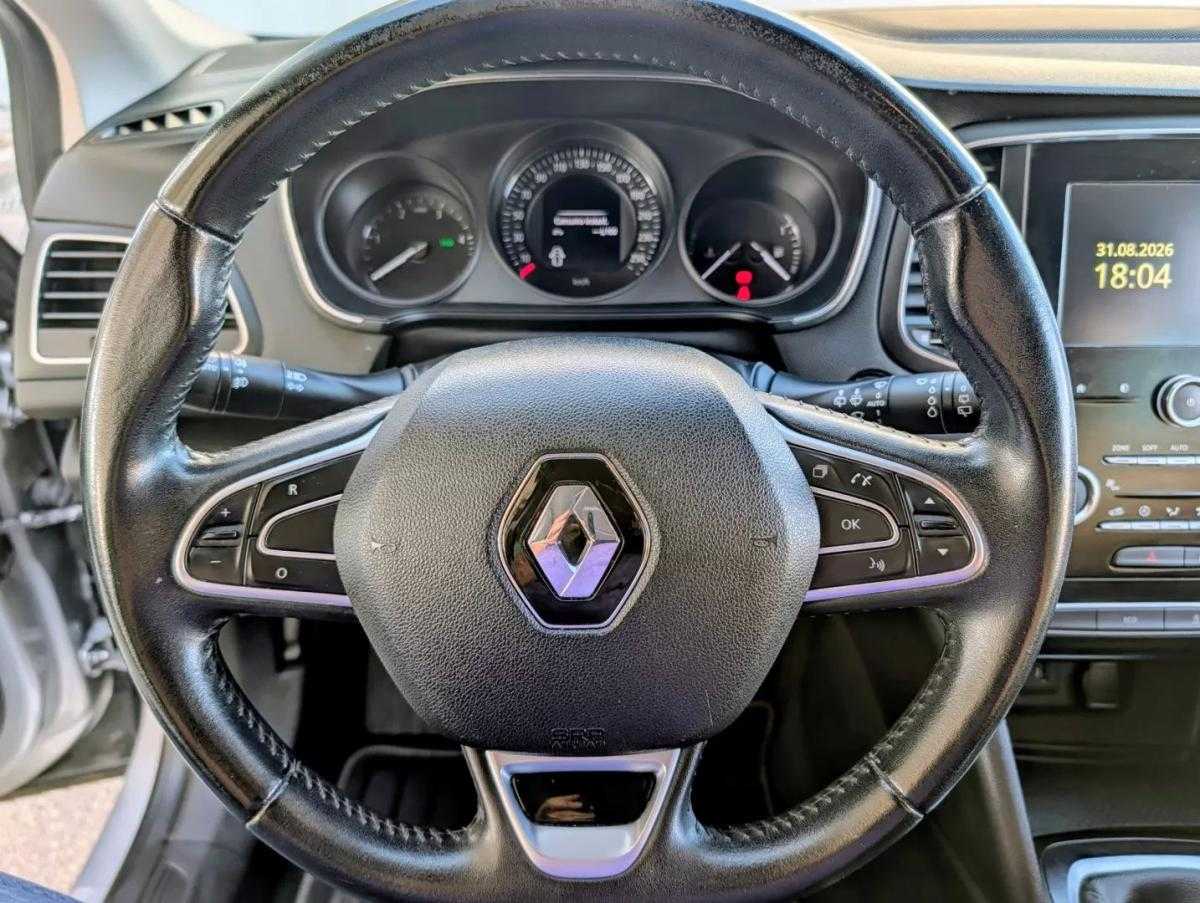 renault-megane-sport-tourer-2019-diesel-1461cc