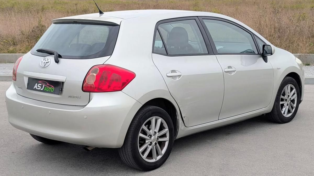 toyota-auris-2009-gasolina-1329cc