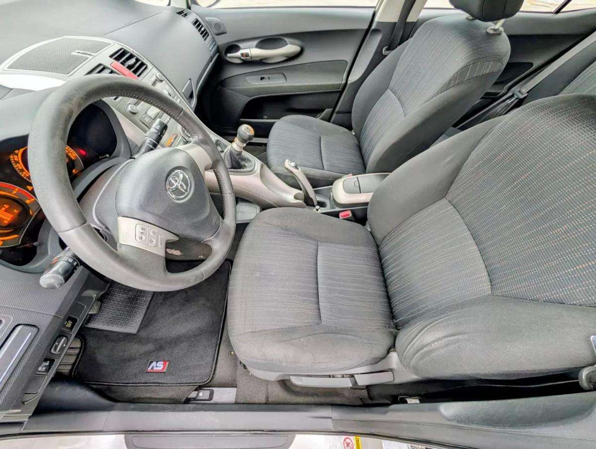 toyota-auris-2009-gasolina-1329cc