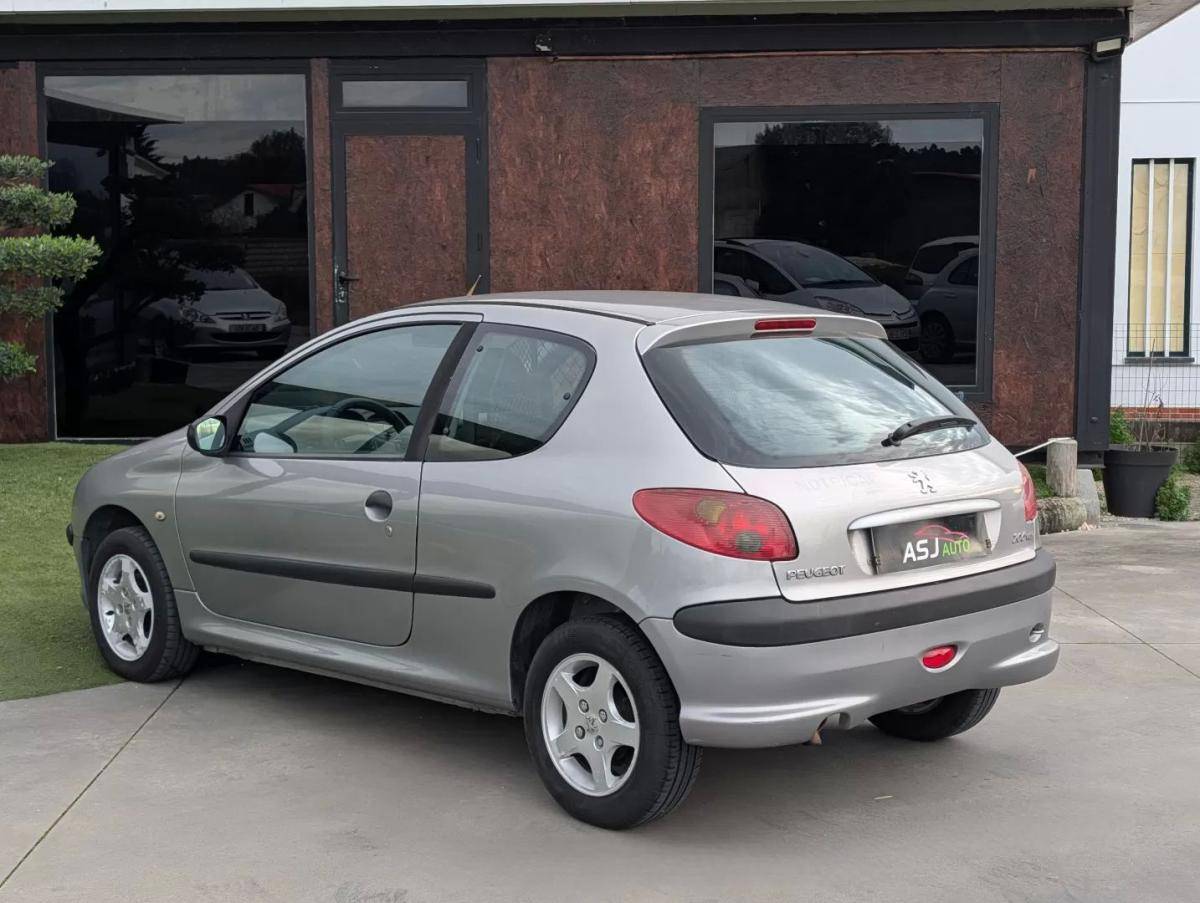 peugeot-206-2005-diesel-1400cc