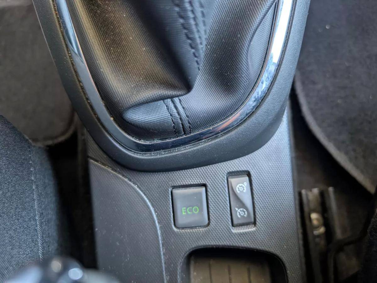 renault-captur-2015-diesel-1461cc
