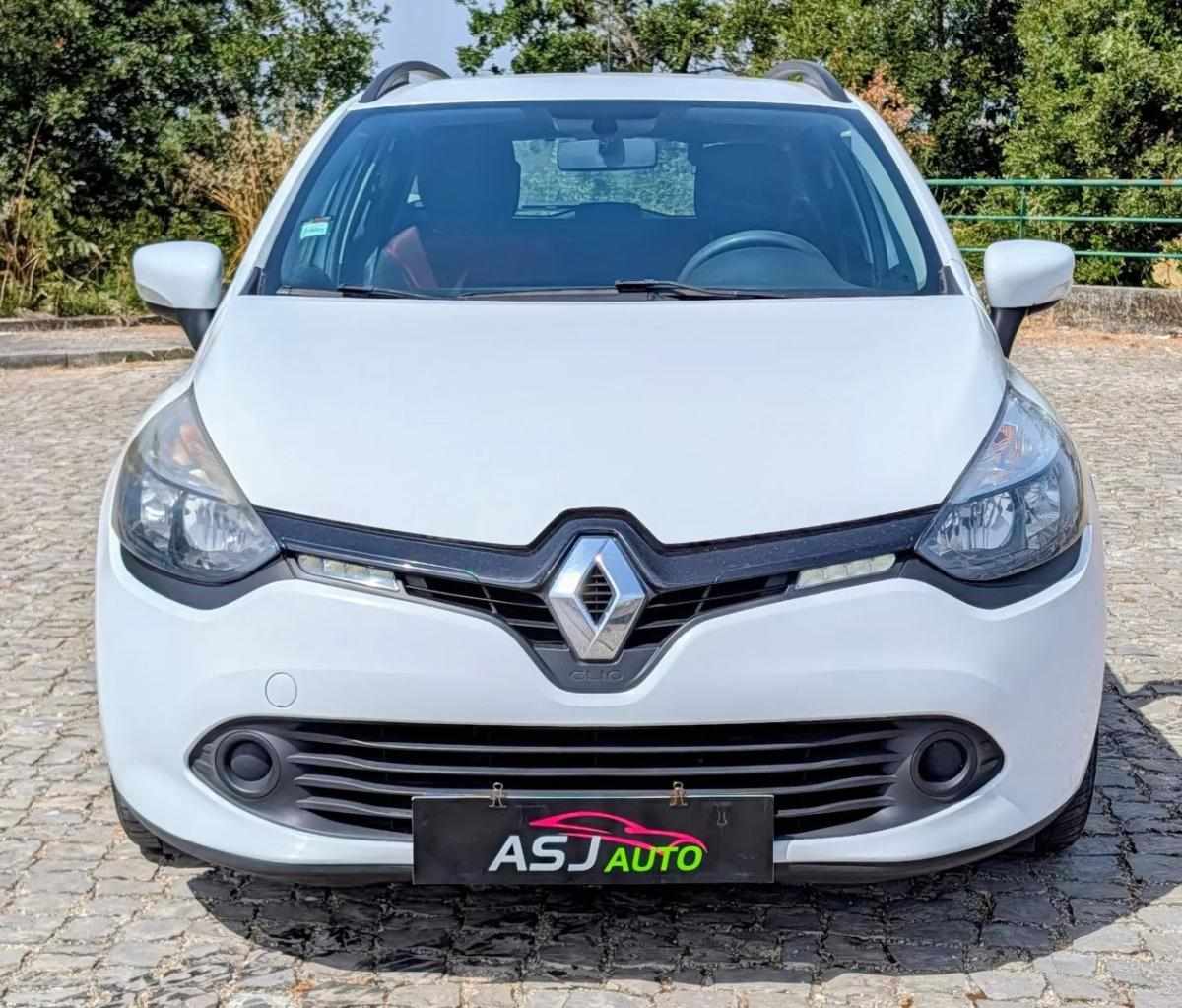 renault-clio-sport-tourer-2014-diesel-1461cc