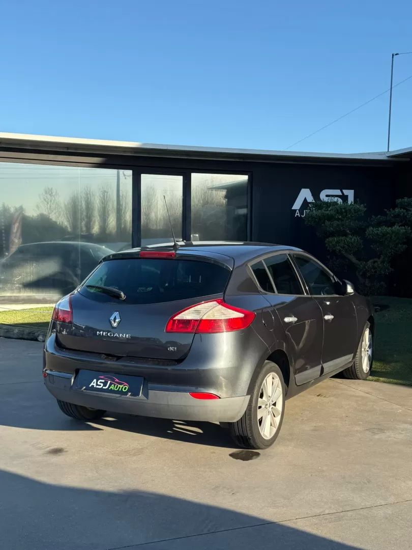 renault-megane-2011-diesel-1461cc