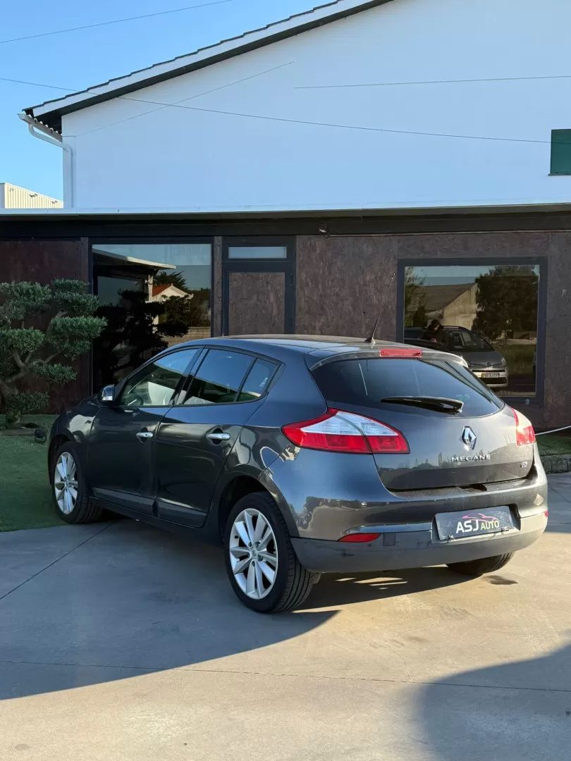 renault-megane-2011-diesel-1461cc