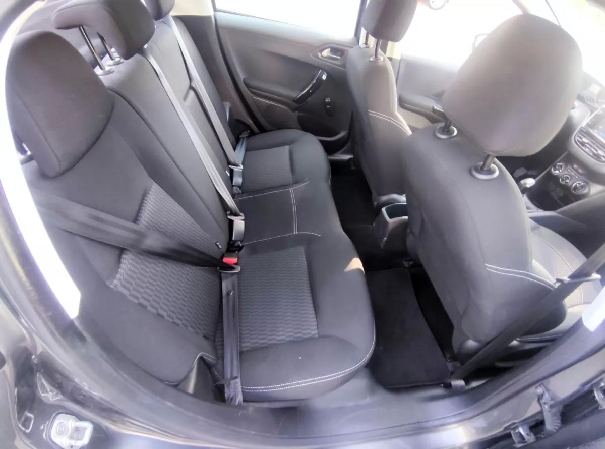 peugeot-208-2019-diesel-1499cc