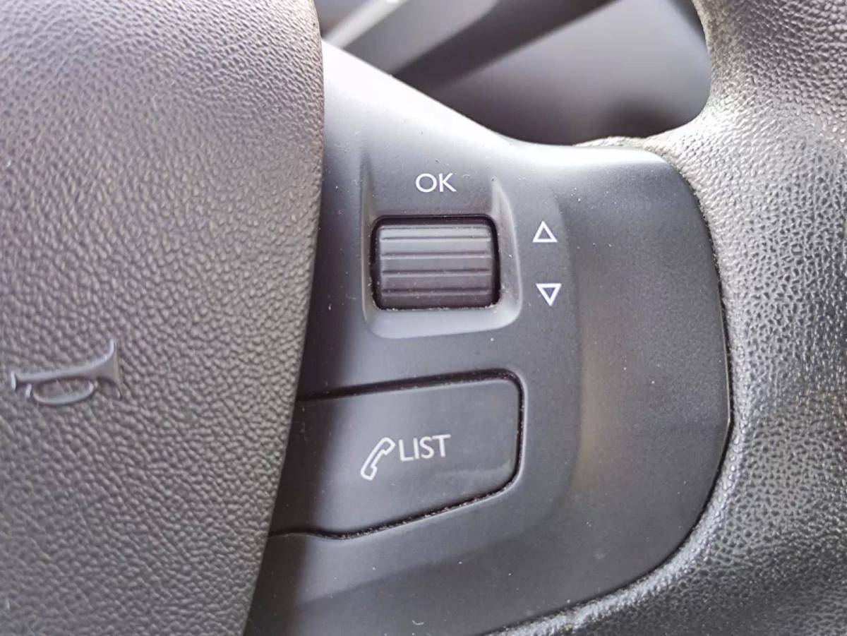peugeot-208-2019-diesel-1499cc