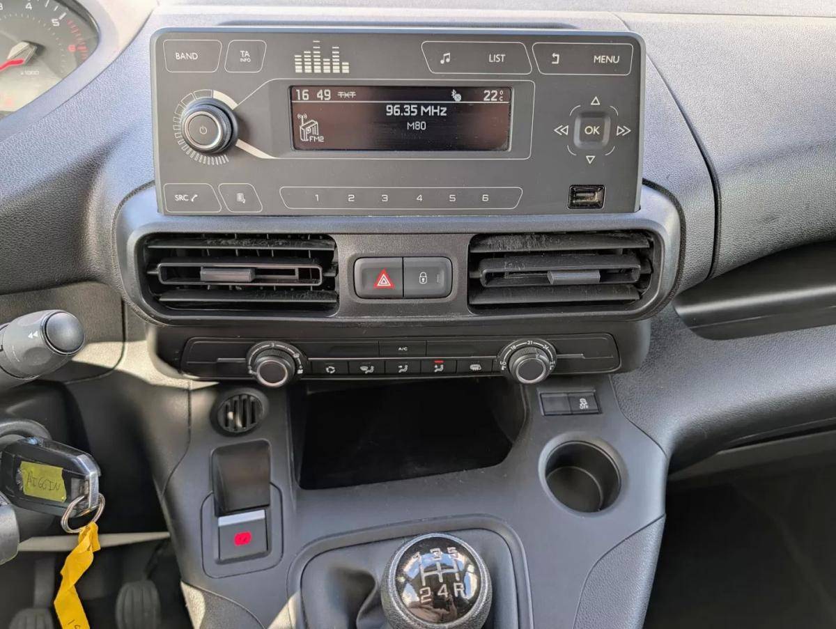 peugeot-partner-2021-diesel-1499cc