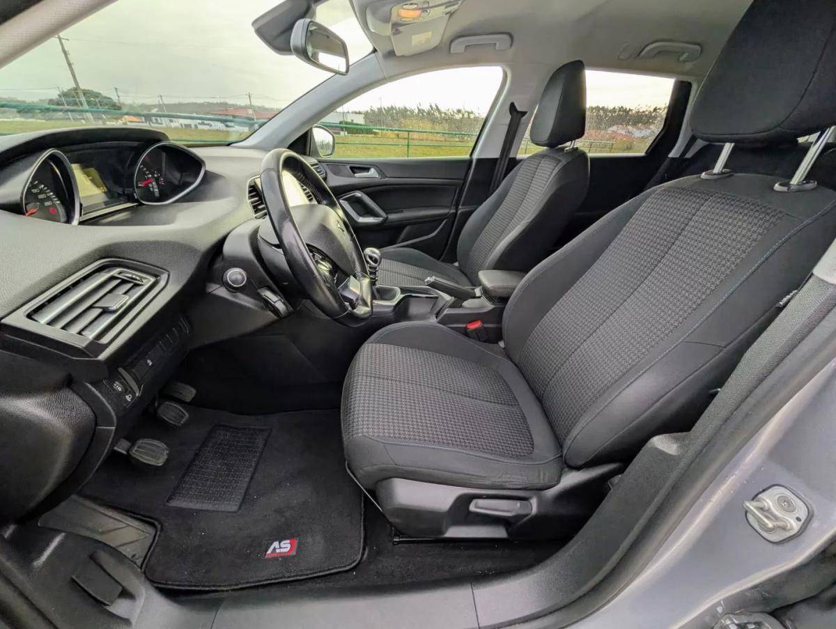 peugeot-308-sw-2019-diesel-1499cc