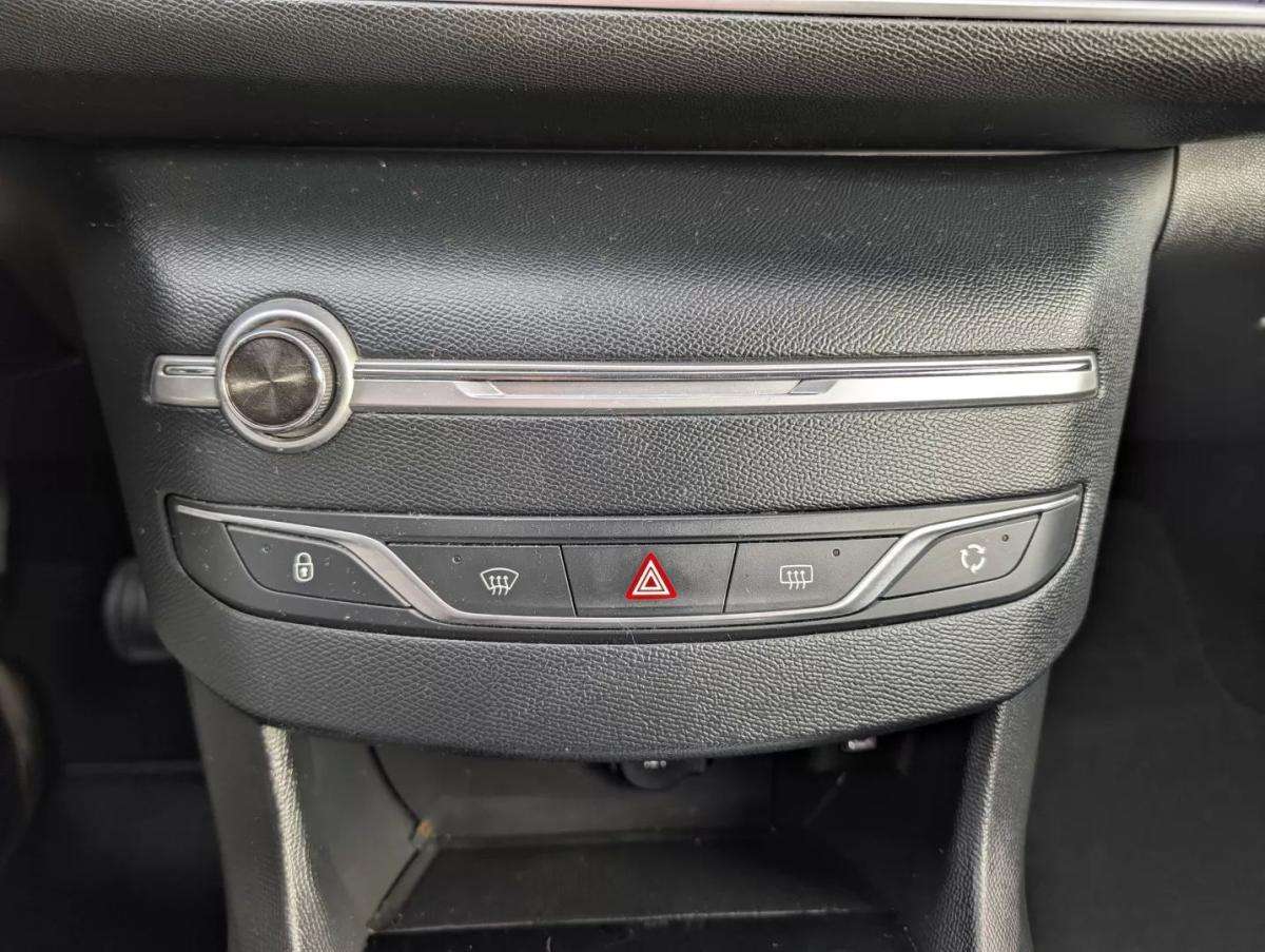 peugeot-308-sw-2019-diesel-1499cc