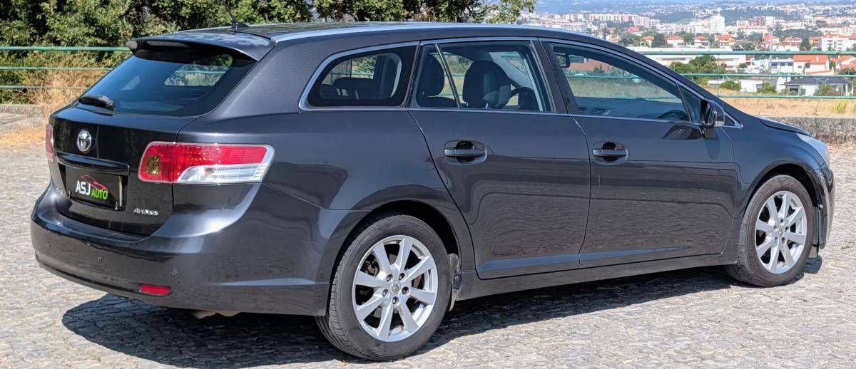 toyota-avensis-sw-2010-diesel-1998cc