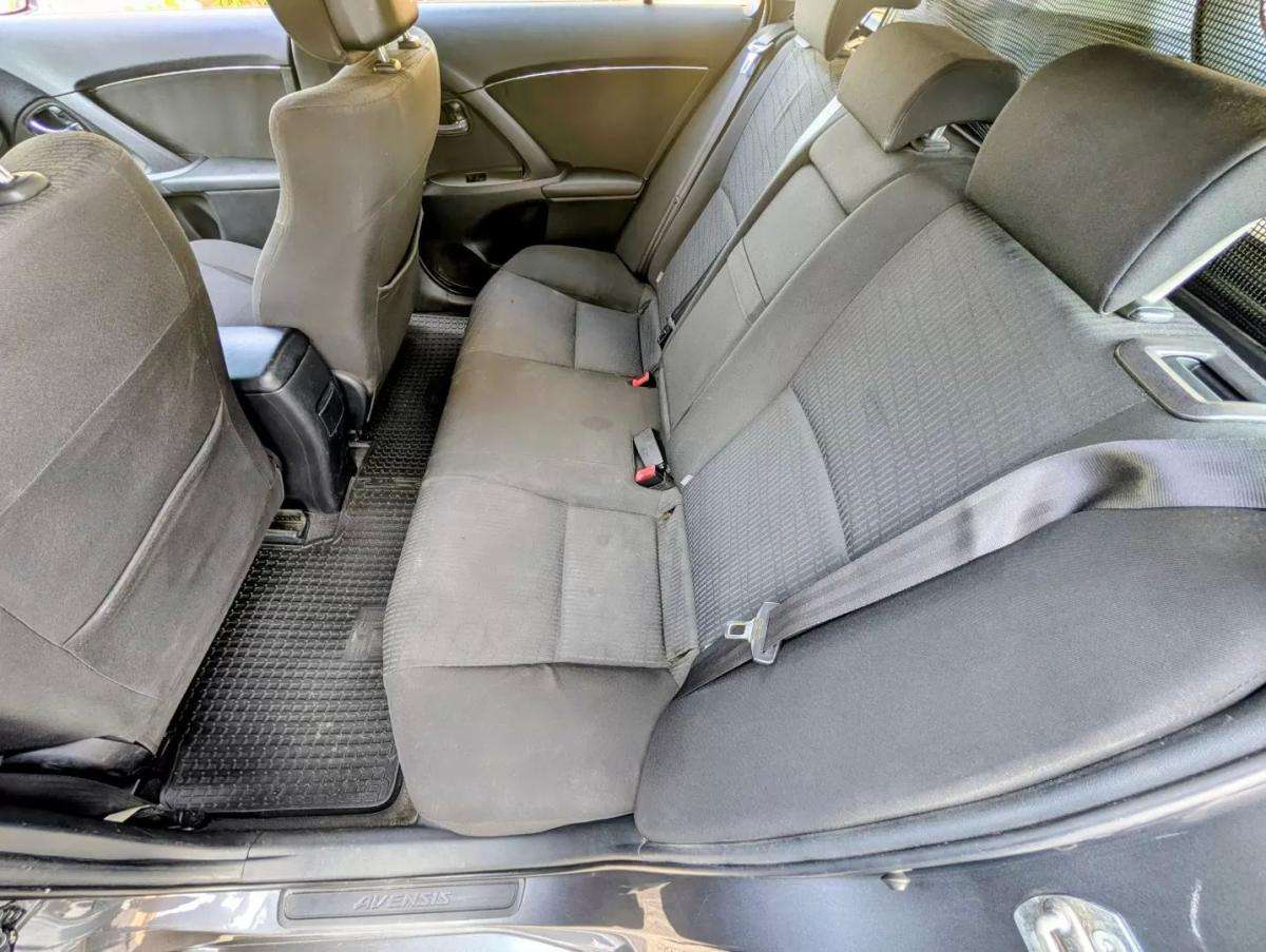 toyota-avensis-sw-2010-diesel-1998cc