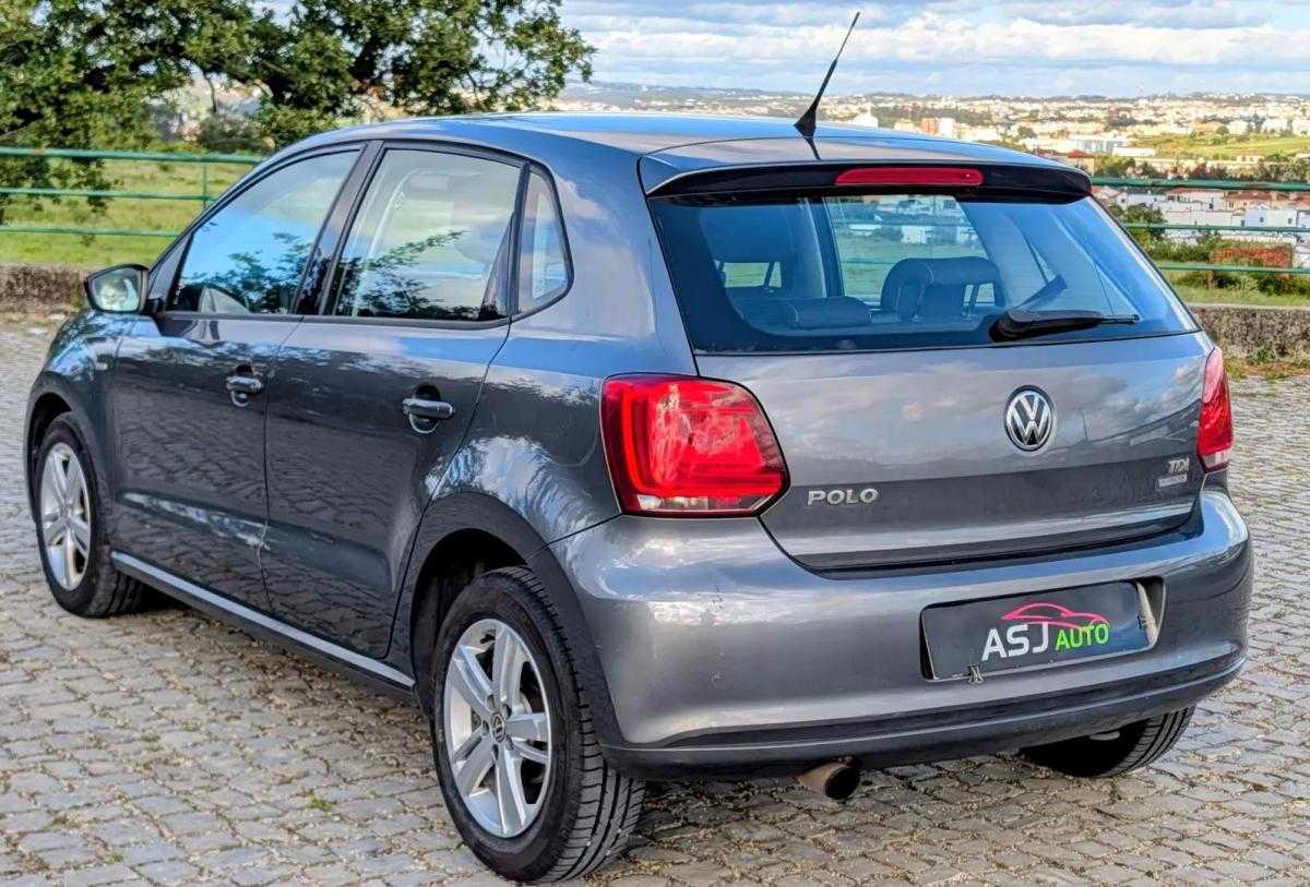 volkswagen-polo-2012-diesel-1598cc