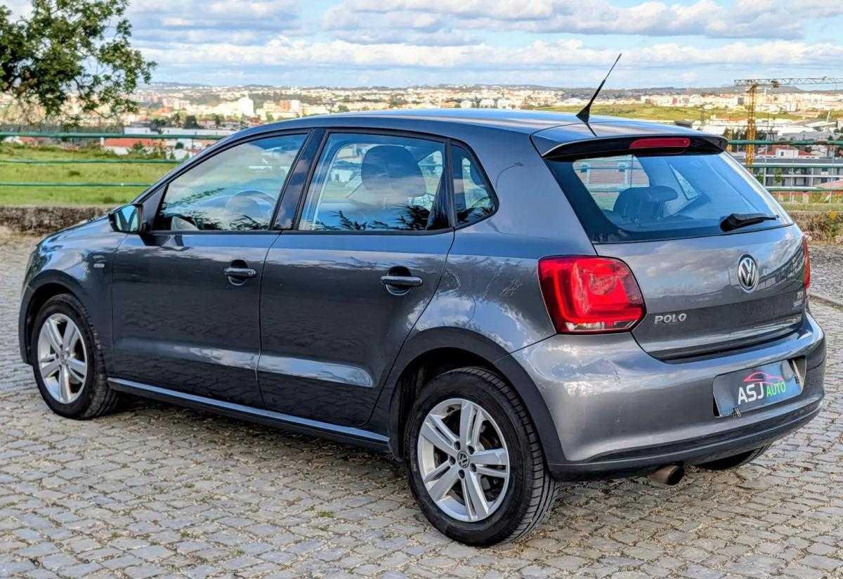 volkswagen-polo-2012-diesel-1598cc