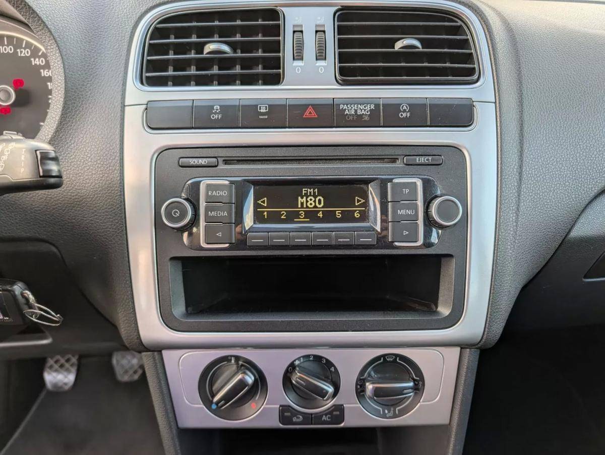 volkswagen-polo-2012-diesel-1598cc