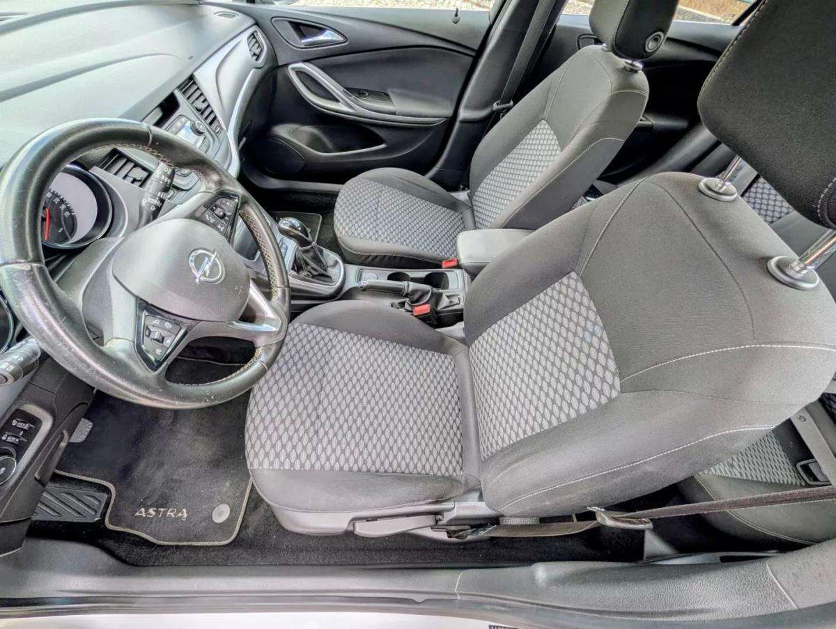 opel-astra-2018-diesel-1598cc