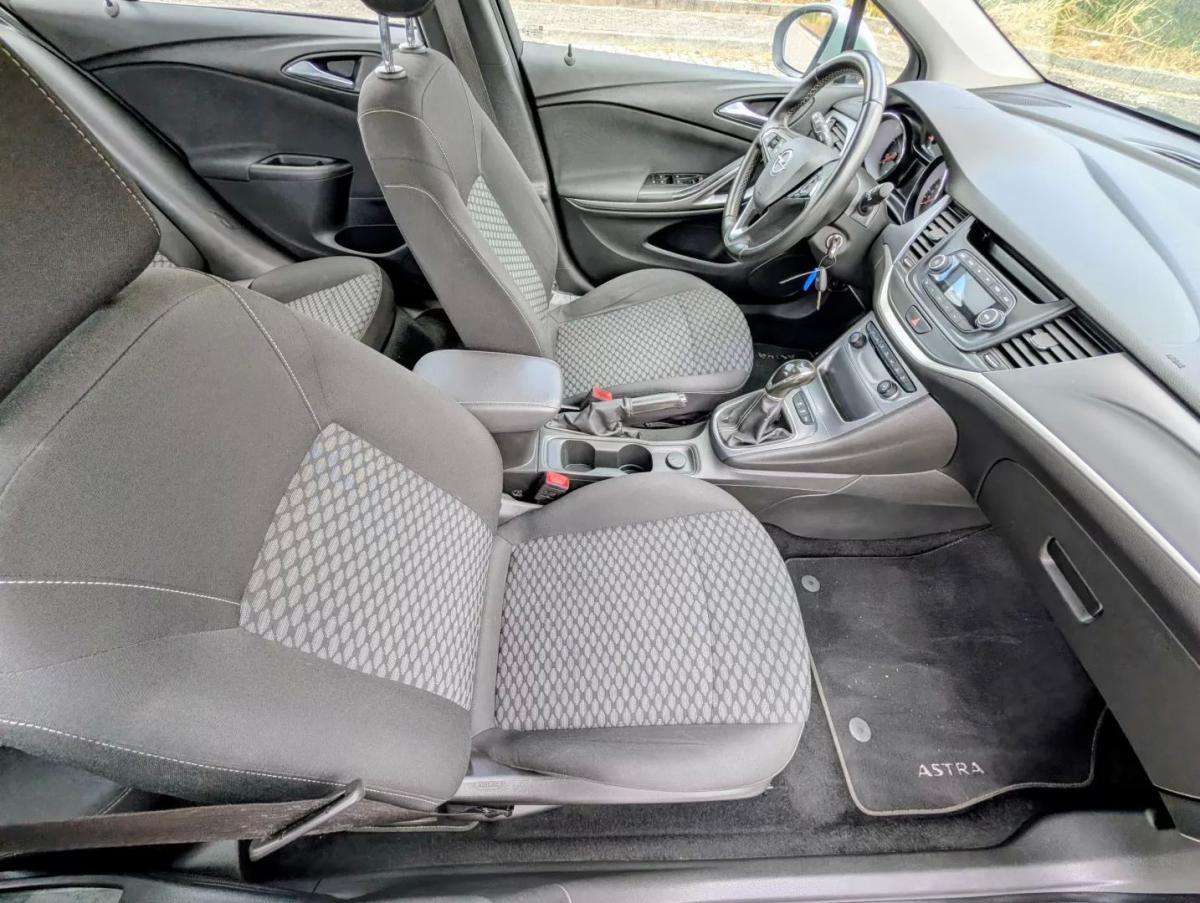 opel-astra-2018-diesel-1598cc