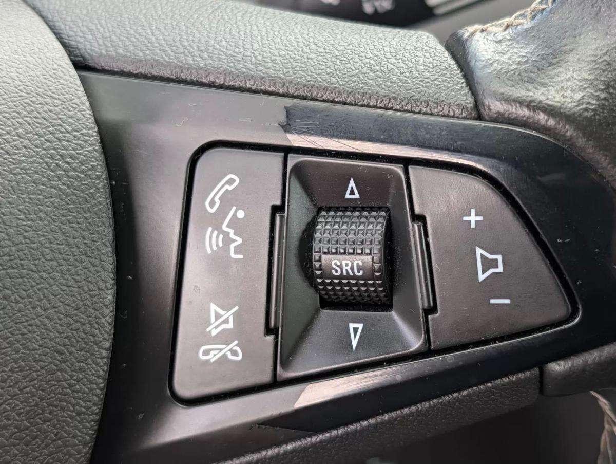 opel-astra-2018-diesel-1598cc