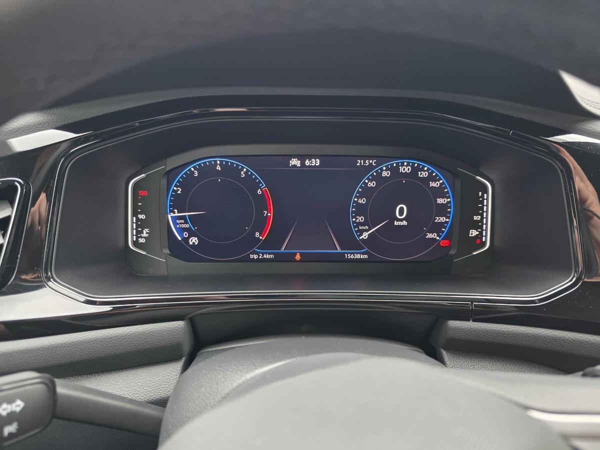 volkswagen-t-roc-2024-gasolina-999cc