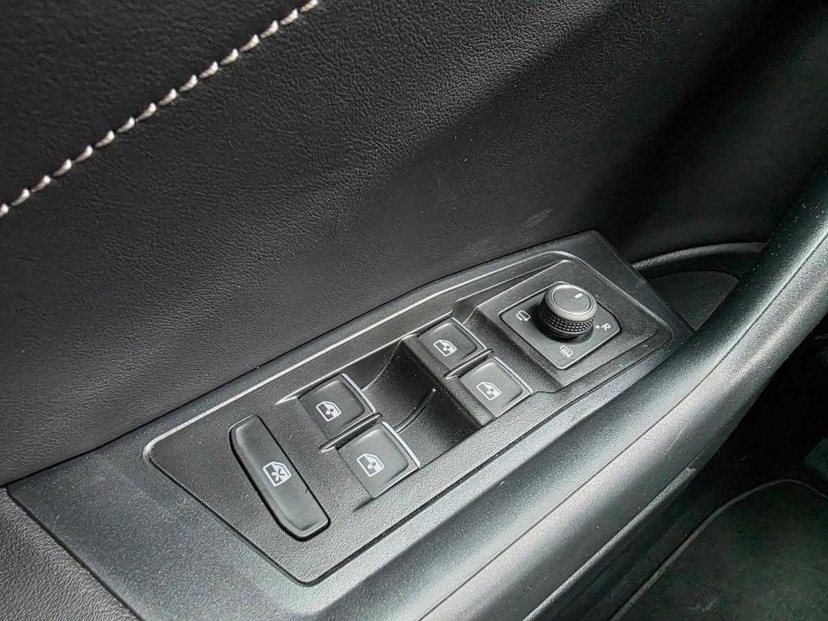 volkswagen-t-roc-2024-gasolina-999cc