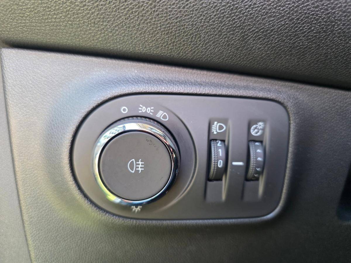 opel-adam-2017-gasolina-999cc
