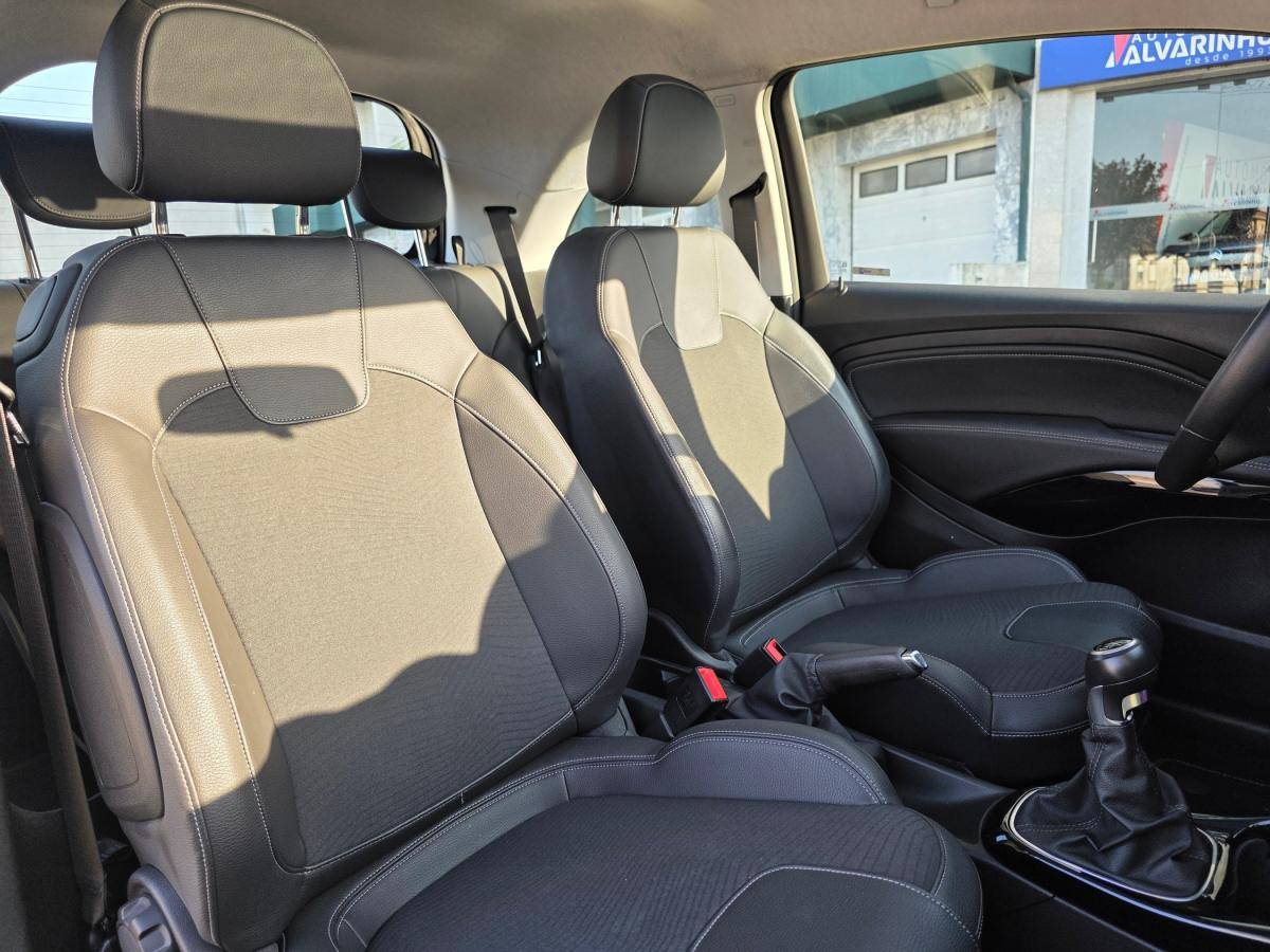 opel-adam-2017-gasolina-999cc